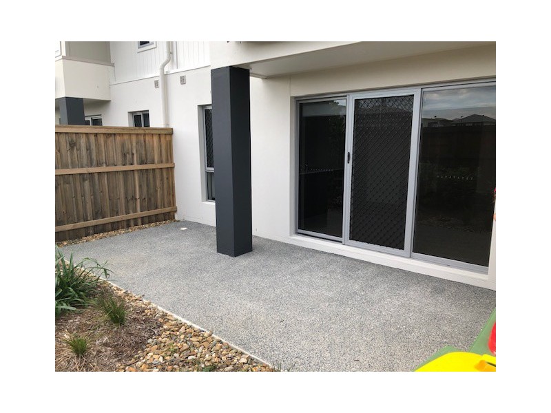 24/430 Gainsborough Drive, Pimpama QLD 4209