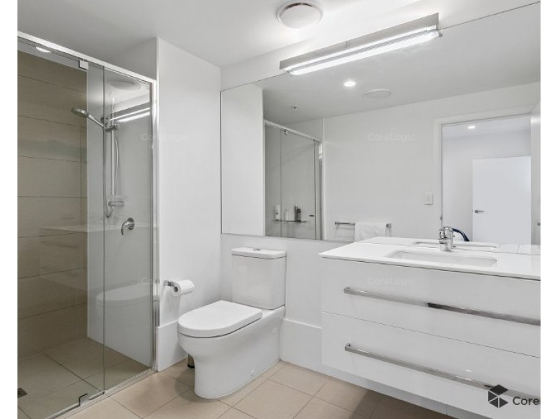 30803/300 Old Cleveland rd, Coorparoo QLD 4151