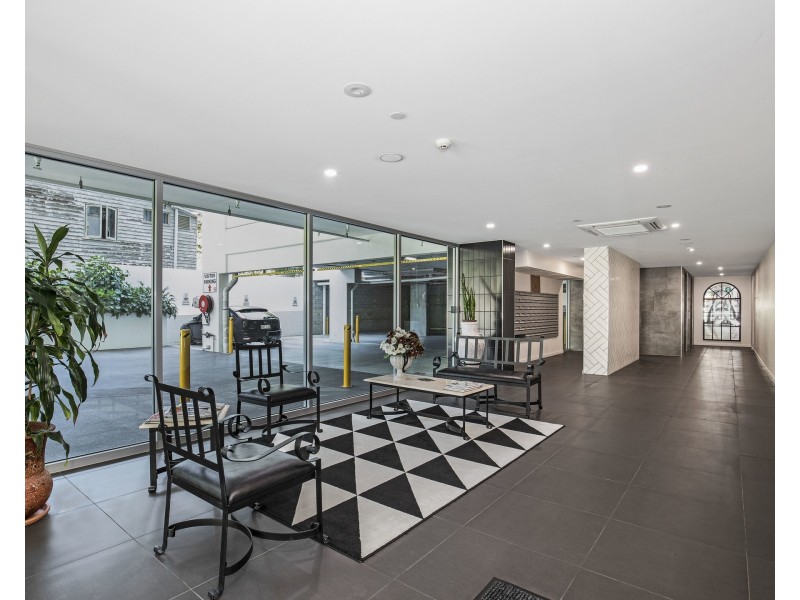 56/27 Manning Street, Milton QLD 4064