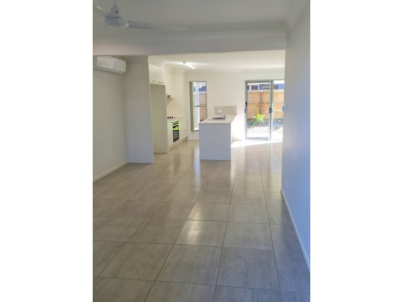 1/8 Casey Street, Caboolture South QLD 4510