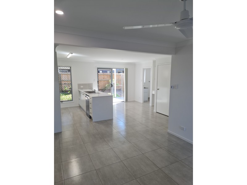 1/8 Casey Street, Caboolture South QLD 4510