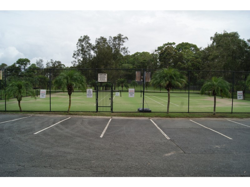 100 / 6-10 Bourton Rd, Merrimac QLD 4226