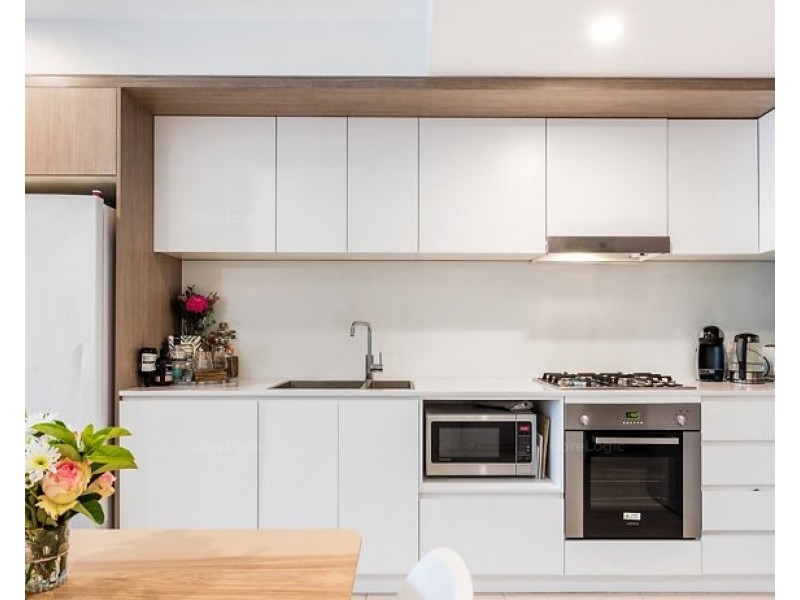 2031/123 Cavendish Road, Coorparoo QLD 4151