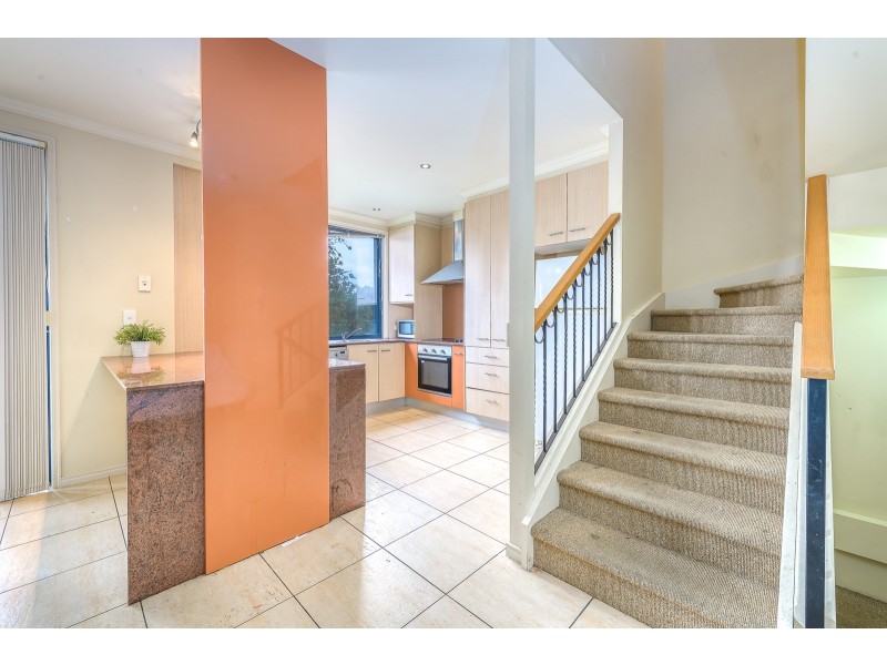 32/4 UNIVERSITY DRIVE, Robina QLD 4226
