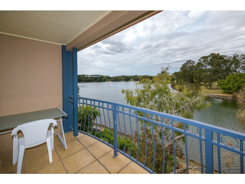 32/4 UNIVERSITY DRIVE, Robina QLD 4226