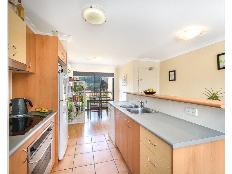 18/4 Mawarra St, Palm Beach QLD 4221