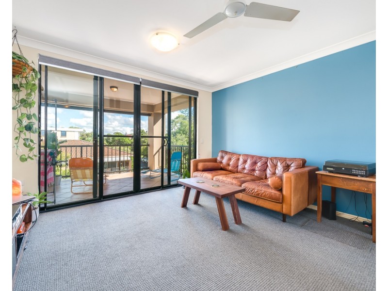 18/4 Mawarra St, Palm Beach QLD 4221
