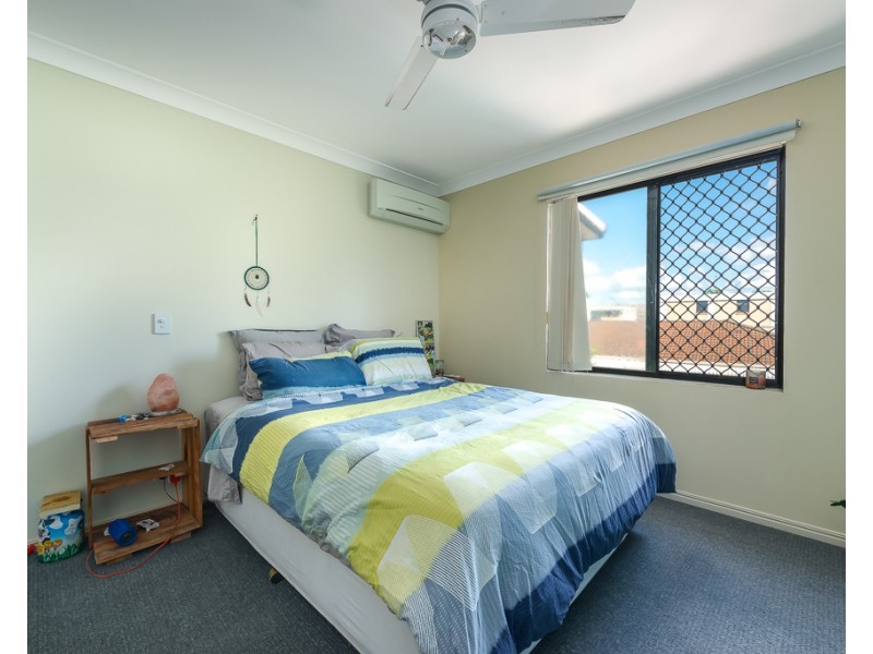 18/4 Mawarra St, Palm Beach QLD 4221