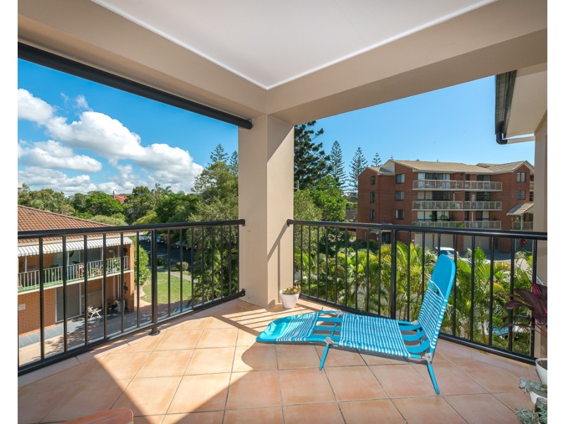 18/4 Mawarra St, Palm Beach QLD 4221