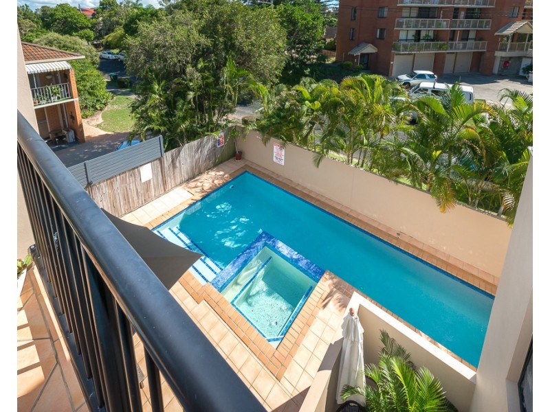 18/4 Mawarra St, Palm Beach QLD 4221