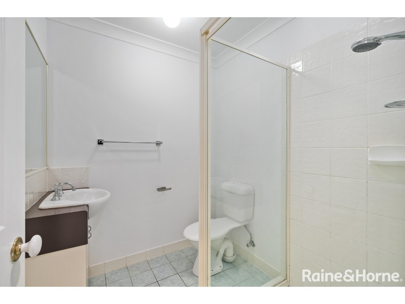 2/10 Chapman Place, Oxley QLD 4075