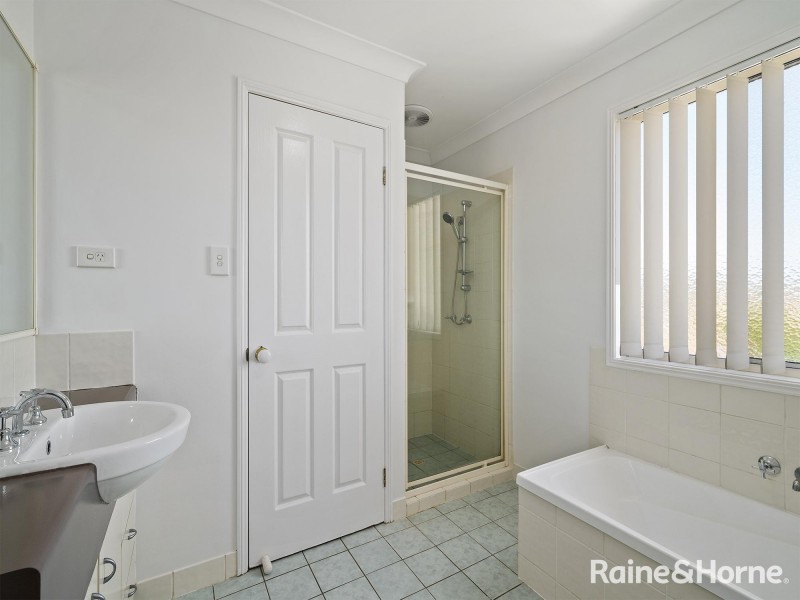 2/10 Chapman Place, Oxley QLD 4075