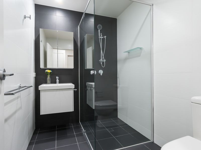 205/65 Hilltop Ave, Chermside QLD 4032