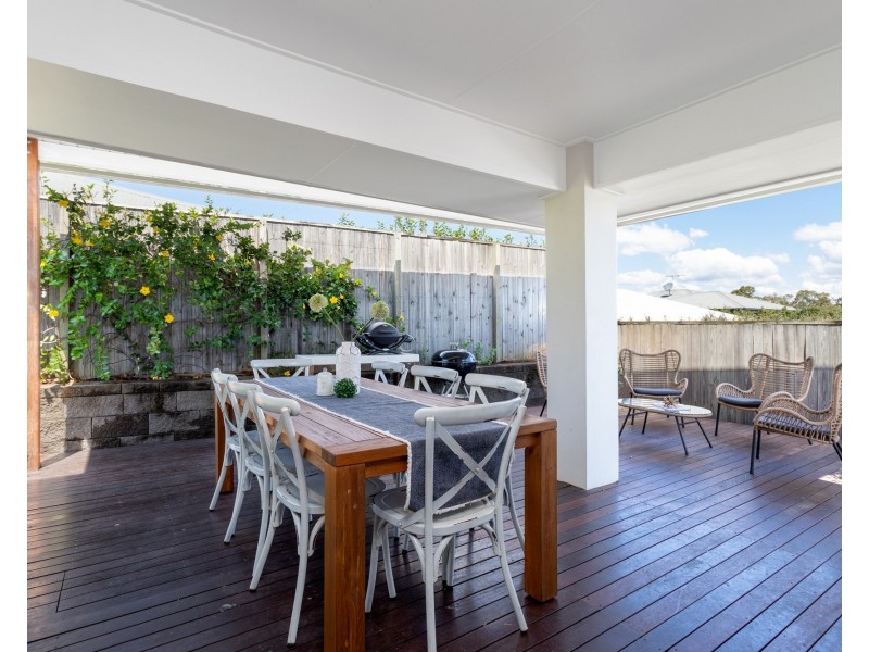 27/29 Lachlan Drive, Wakerley QLD 4154