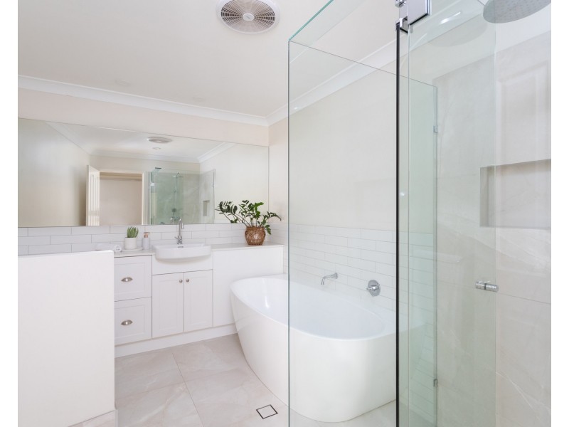 27/29 Lachlan Drive, Wakerley QLD 4154