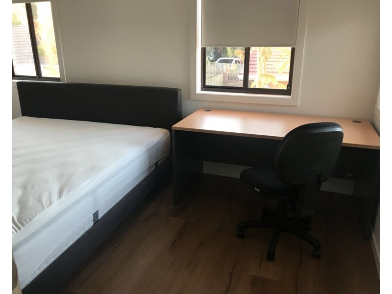 Room 2/196 Mccullough St, Sunnybank QLD 4109