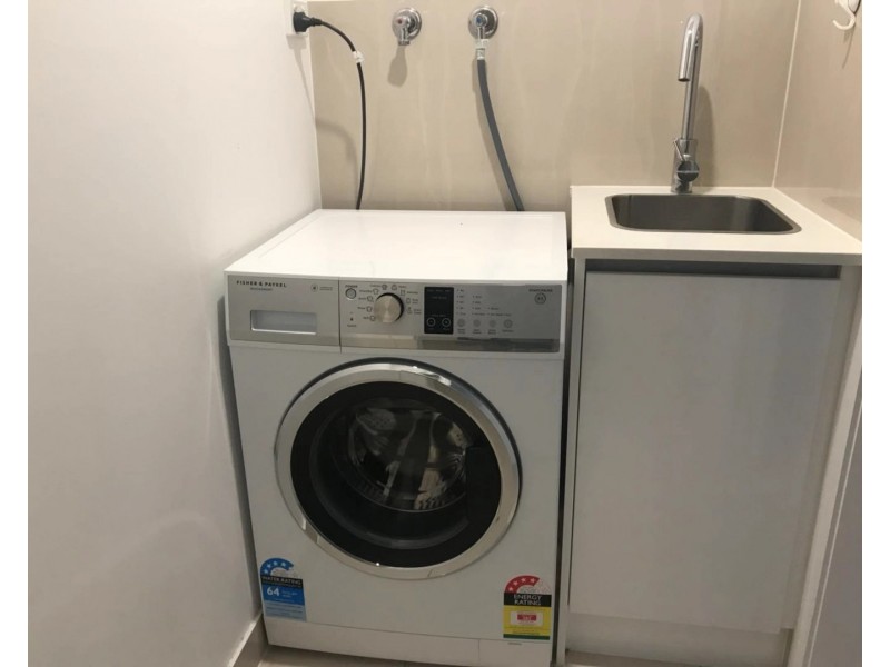 Room 2/196 Mccullough St, Sunnybank QLD 4109