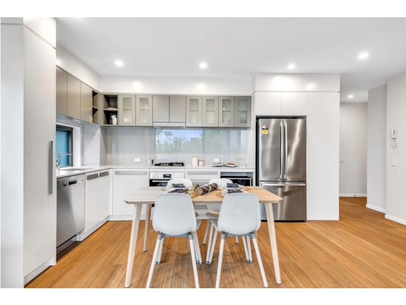 17/33 Sword Street, Woolloongabba QLD 4102