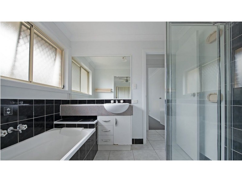 13 Lavender Court, Bray Park QLD 4500