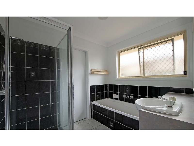 13 Lavender Court, Bray Park QLD 4500