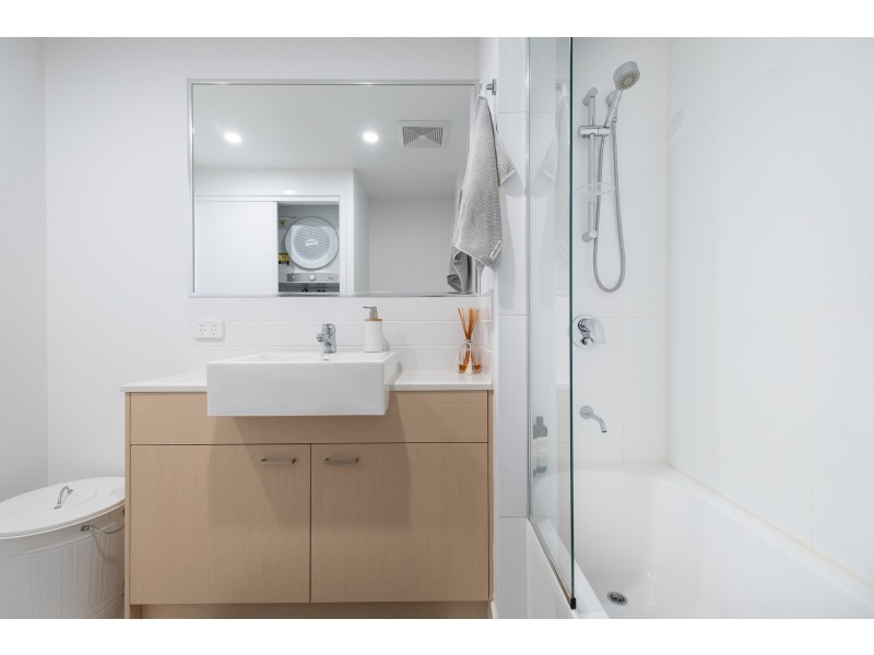 806/27 Nundah Street, Nundah QLD 4012