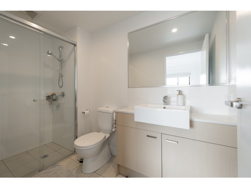 806/27 Nundah Street, Nundah QLD 4012