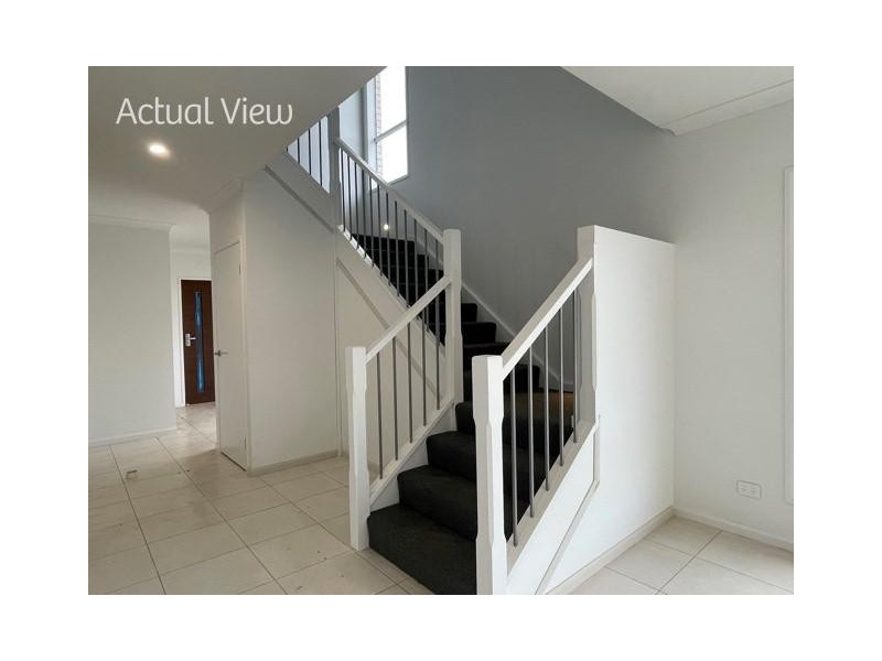 10 Comma Court, Kallangur QLD 4503