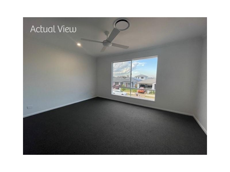 10 Comma Court, Kallangur QLD 4503