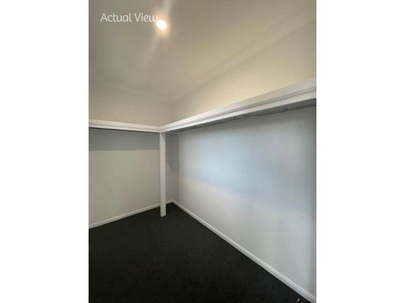 10 Comma Court, Kallangur QLD 4503