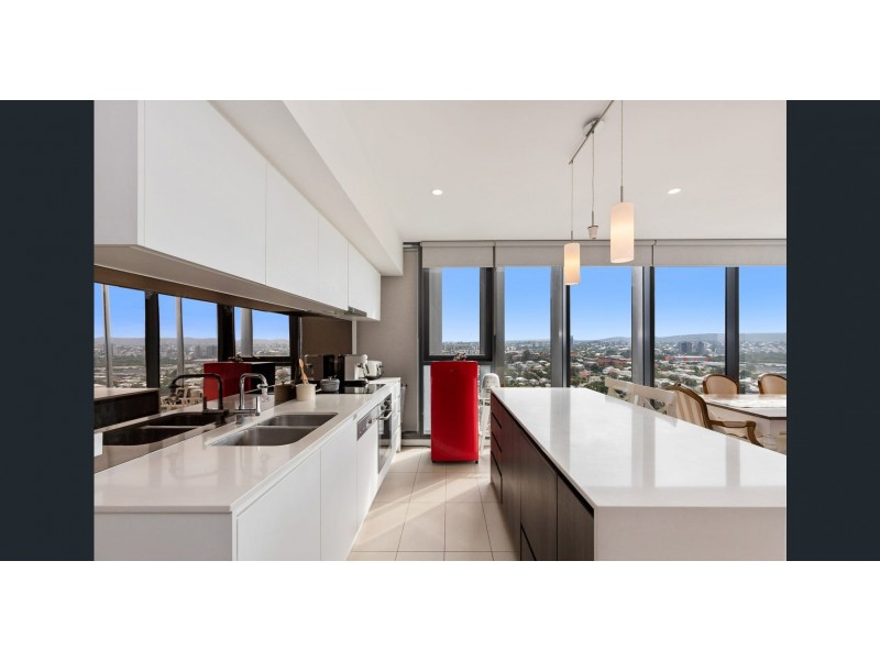 11601/300 Old Cleveland Road, Coorparoo QLD 4151