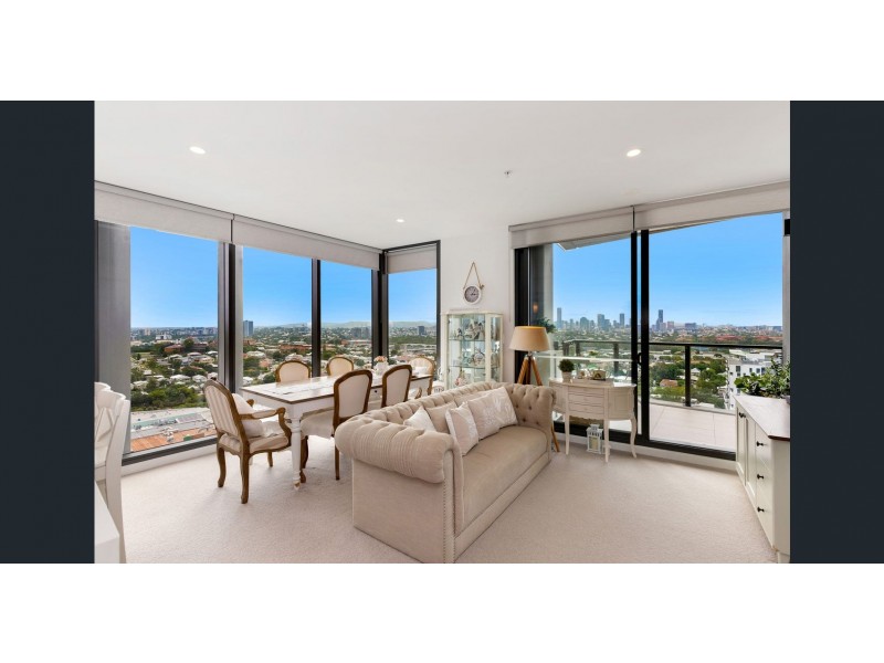 11601/300 Old Cleveland Road, Coorparoo QLD 4151