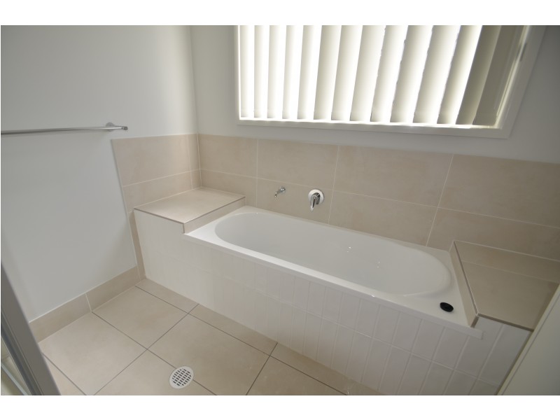 9 Claussen Street, Browns Plains QLD 4118