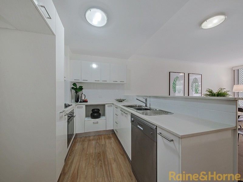 ID:L29240/ 43 Beeston St., Teneriffe QLD 4005