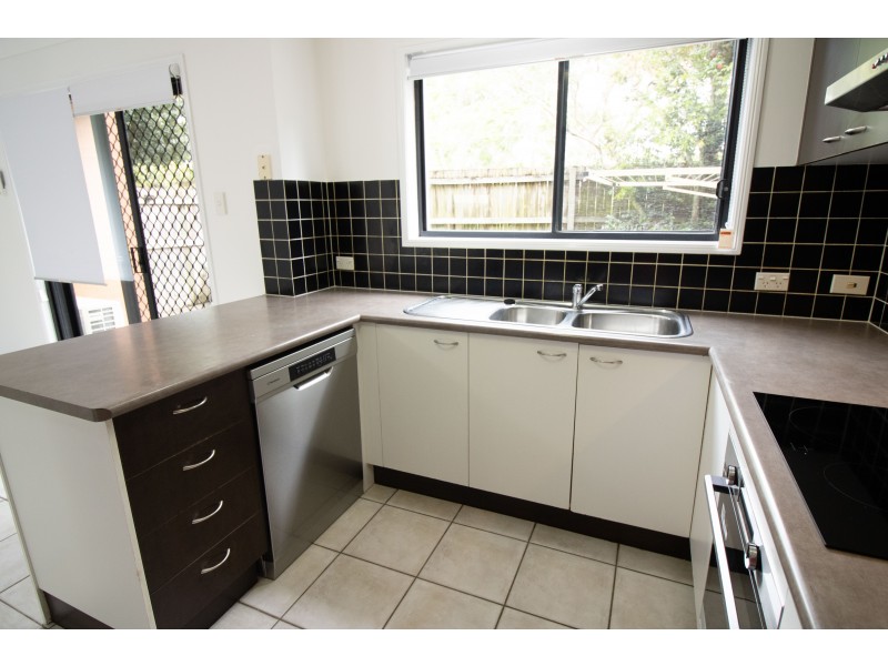 13/11 Federation Street, Wynnum West QLD 4178