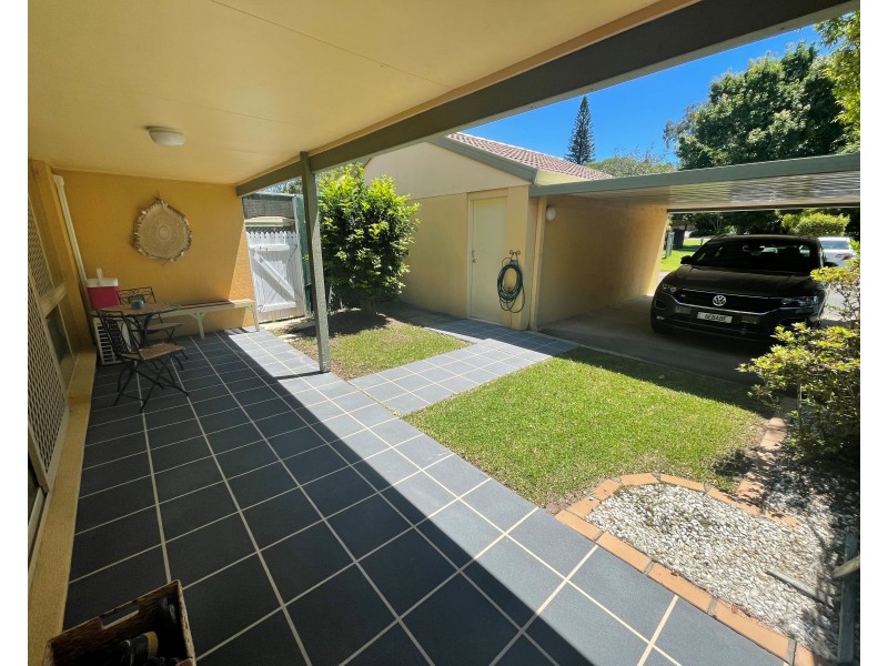 16/469 Pine Ridge Road, Runaway Bay QLD 4216