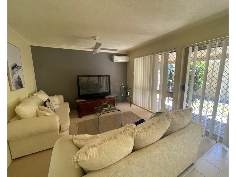 16/469 Pine Ridge Road, Runaway Bay QLD 4216