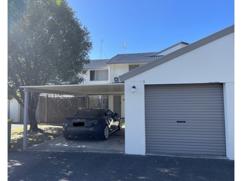 16/469 Pine Ridge Road, Runaway Bay QLD 4216