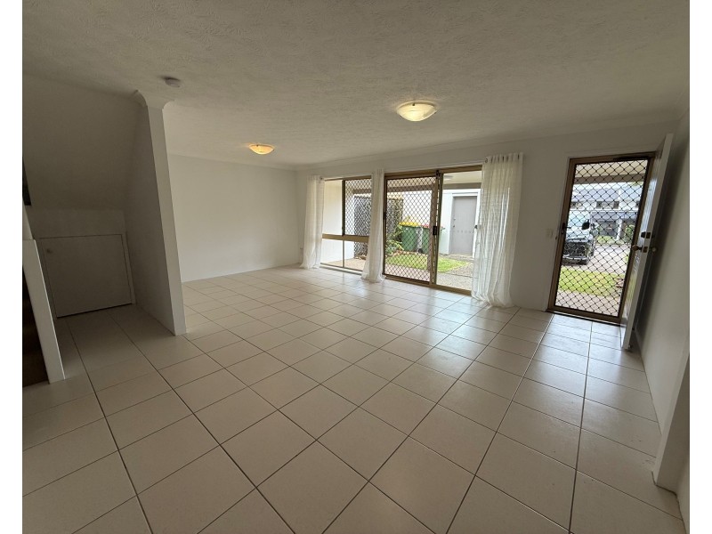 47/469 Pine Ridge Road, Runaway Bay QLD 4216