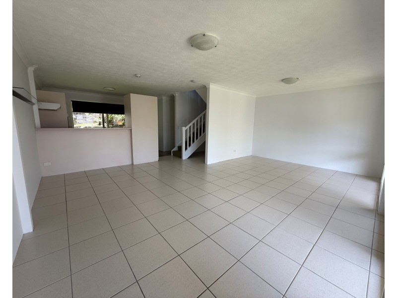 47/469 Pine Ridge Road, Runaway Bay QLD 4216