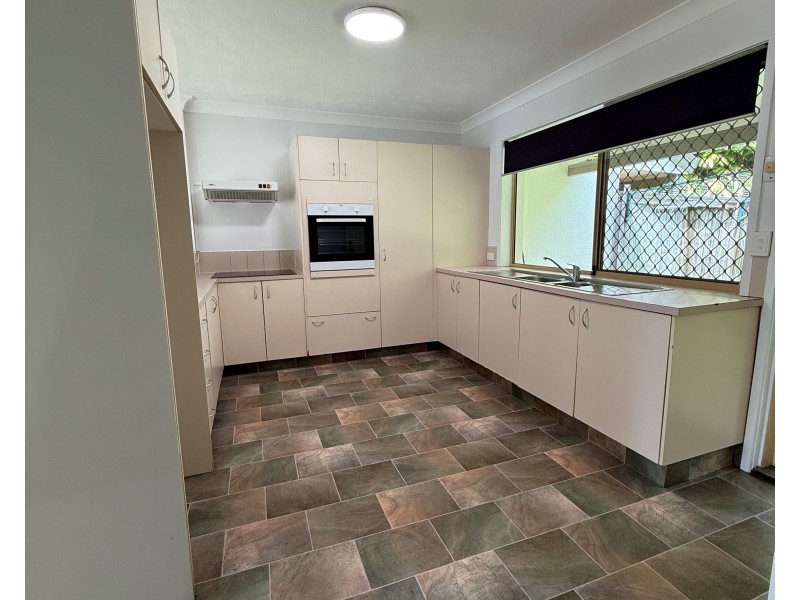 47/469 Pine Ridge Road, Runaway Bay QLD 4216