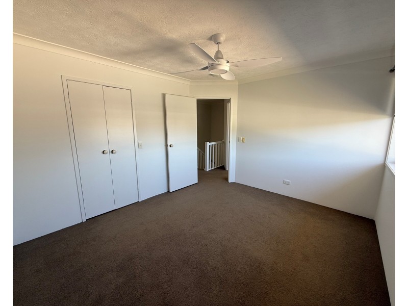 47/469 Pine Ridge Road, Runaway Bay QLD 4216