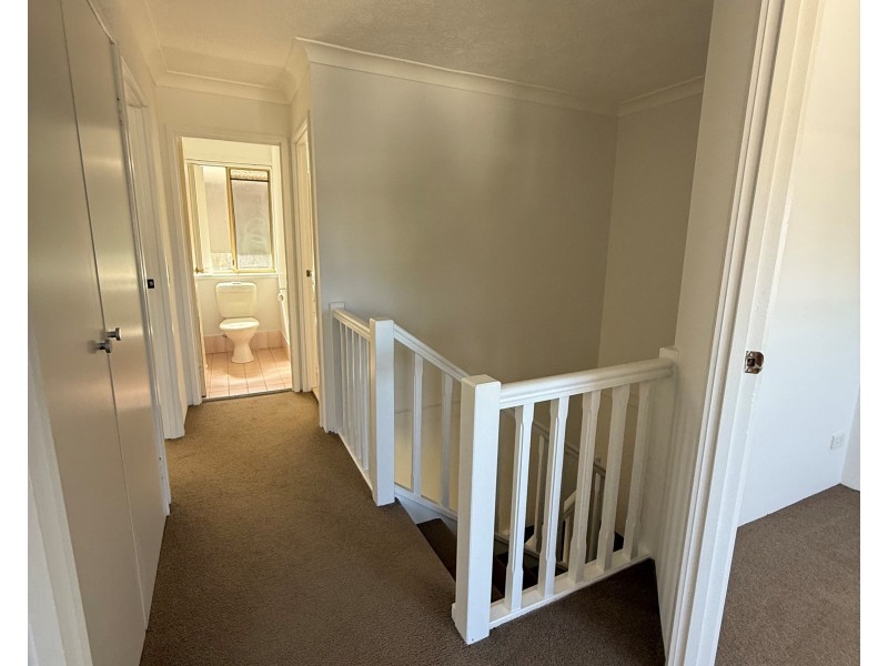 47/469 Pine Ridge Road, Runaway Bay QLD 4216