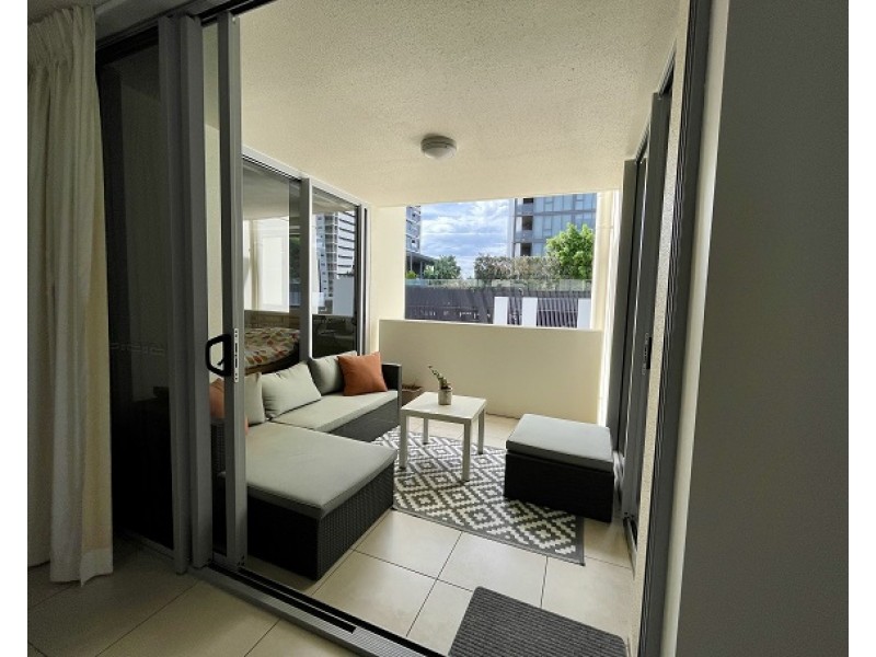 28/15 Walsh Street, Milton QLD 4064