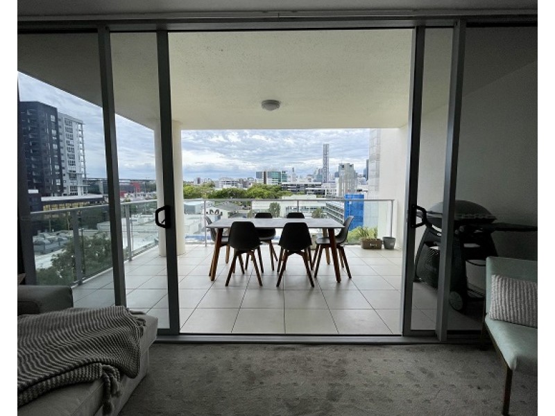 28/15 Walsh Street, Milton QLD 4064