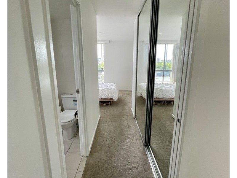 28/15 Walsh Street, Milton QLD 4064