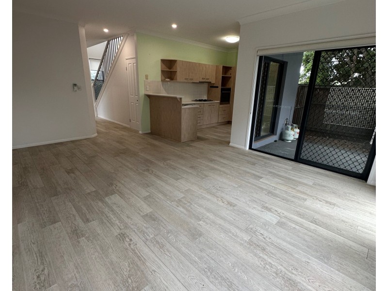 1/28 Blake Street, Southport QLD 4215