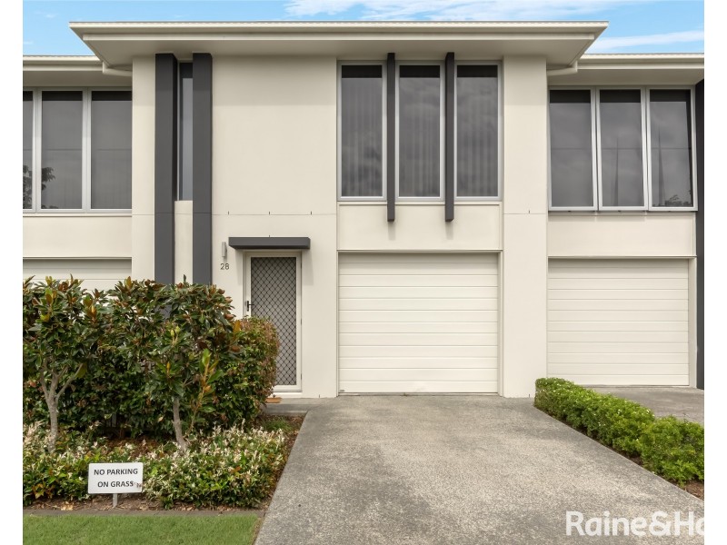 28/188 Gainsborough Drive, Pimpama QLD 4209