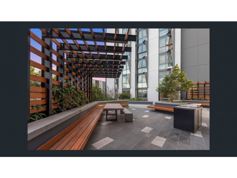 11508/300 Old Cleveland Road, Coorparoo QLD 4151