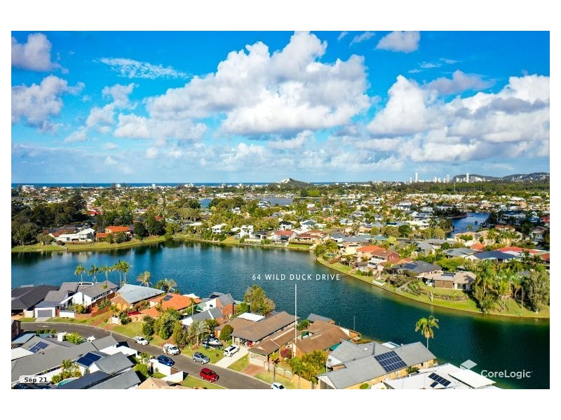 64 B Wild Duck Dr, Mermaid Waters QLD 4218