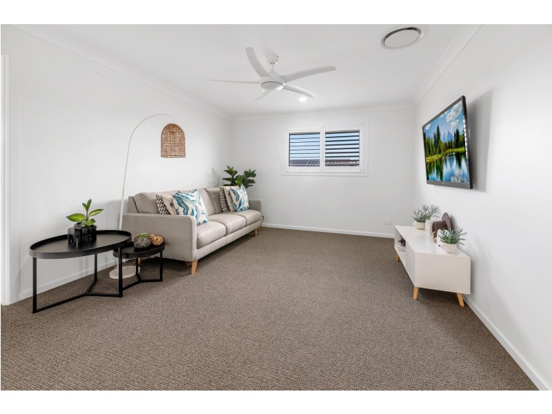 10 Koolewong Parade, Ashmore QLD 4214